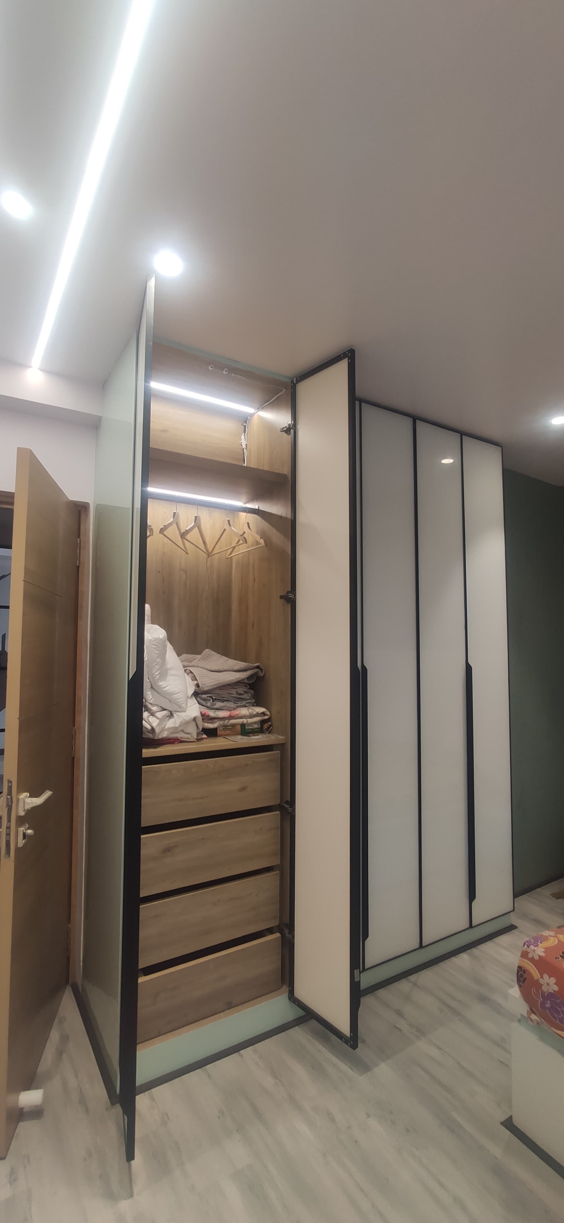 Wardrobe Interior